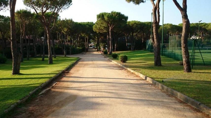 Beach House Calaverde Village Санта-Маргерита-ді-Пула Екстер'єр фото
