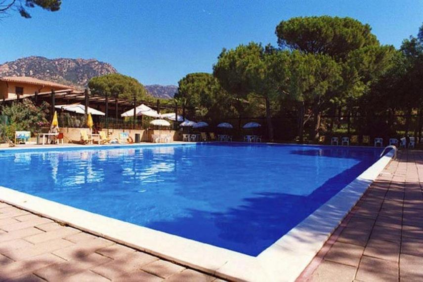 Beach House Calaverde Village Санта-Маргерита-ді-Пула Екстер'єр фото